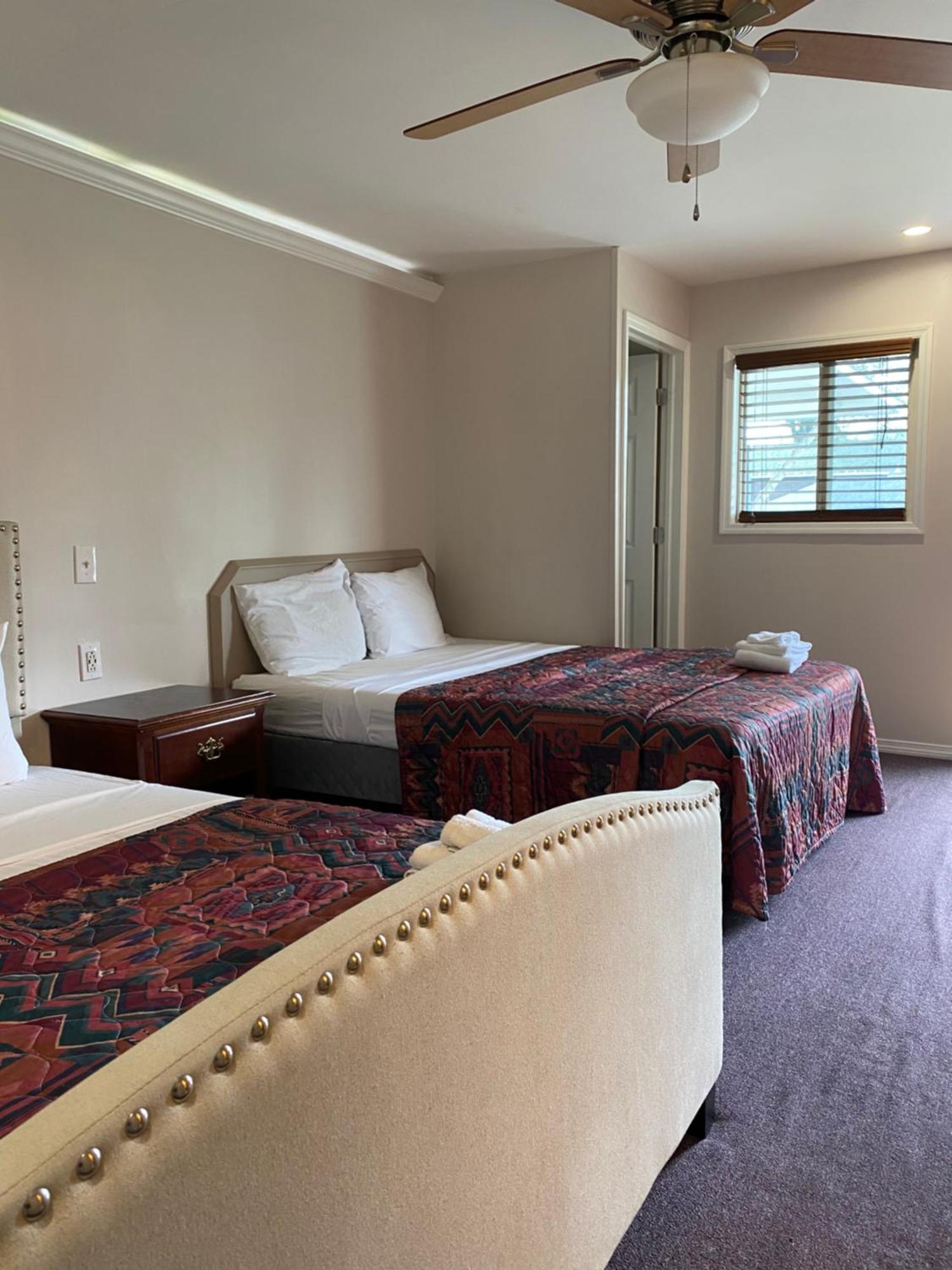 Barberry Court Motel &Cabins Lake George Quarto foto